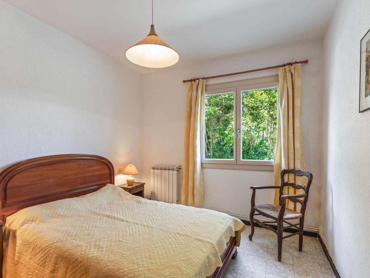 Flat In A Beautiful Building With Pool Διαμέρισμα Mèze Εξωτερικό φωτογραφία