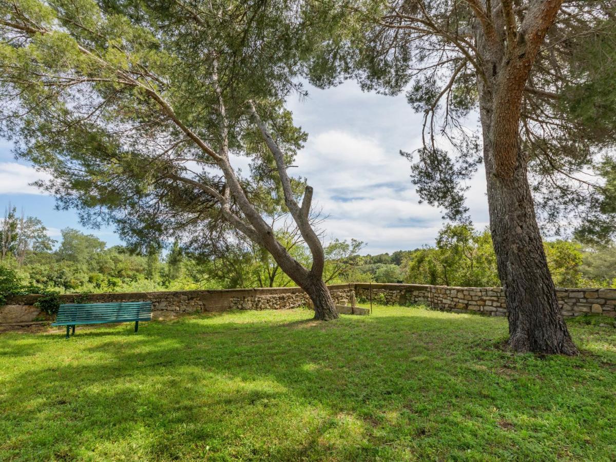 Flat In A Beautiful Building With Pool Διαμέρισμα Mèze Εξωτερικό φωτογραφία